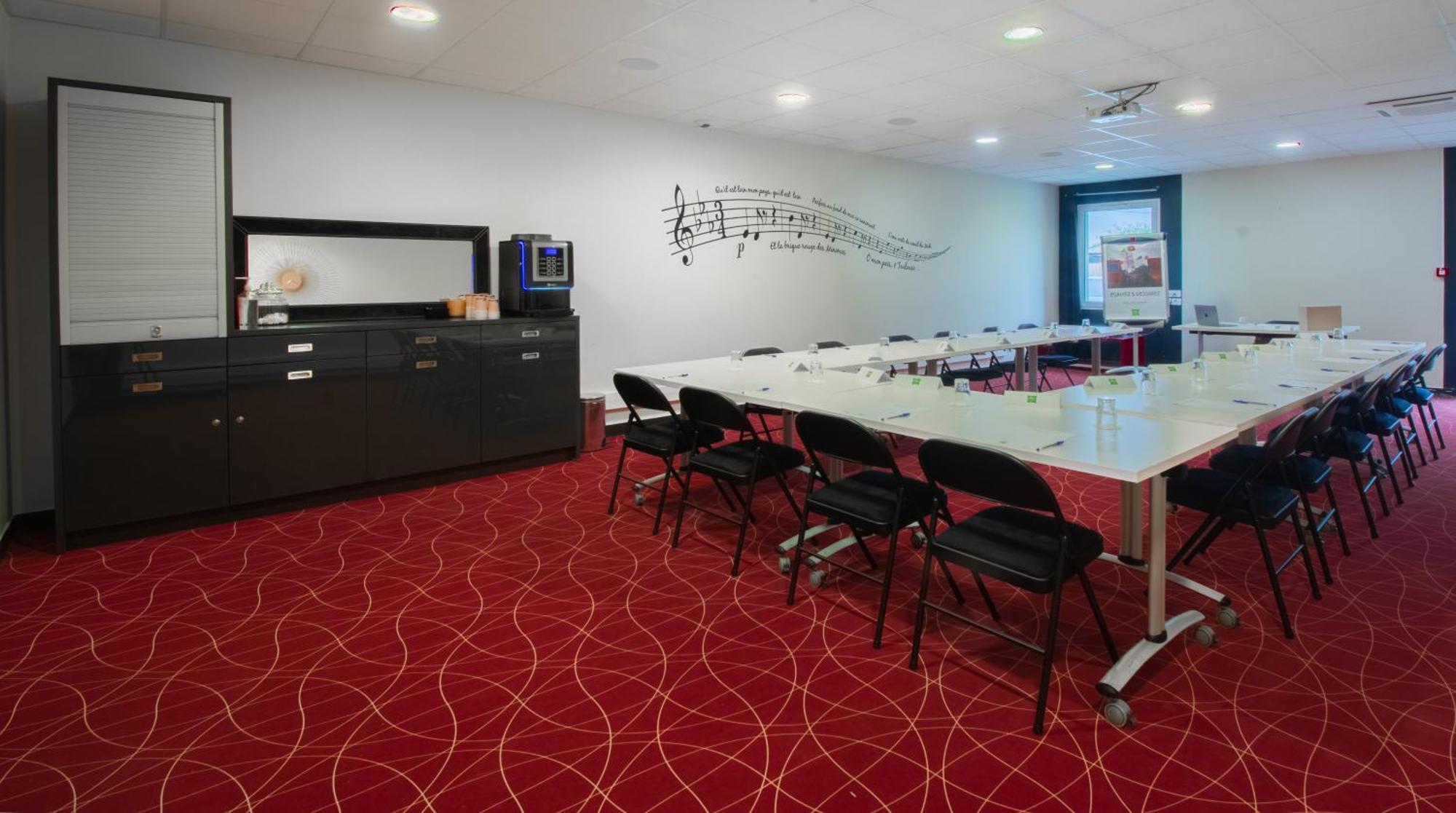 Ibis Styles Toulouse Blagnac Aeroport Hotel Bagian luar foto
